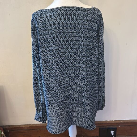 Loft light dark blue long rollable sleeve blouse Size L EUC - Picture 6 of 8